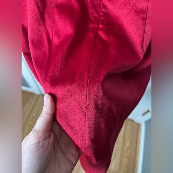 Elliatt Asymmetric Satin Cocktail Dress In Merlot XS - Picture 6 of 10